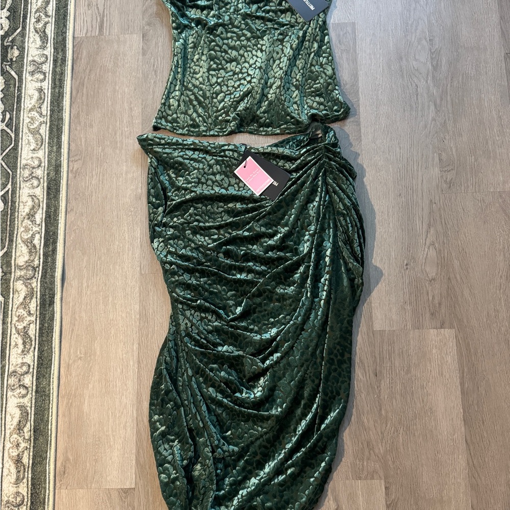 Pretty Little Thing Leopard Green Velvet Two-Piece Set